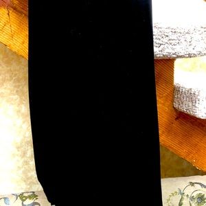 Black summer weight ladies’ trousers Altus Punto. Superbly tailored, size US 10